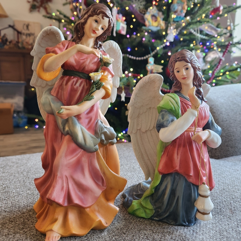 Grandeur Noel Vintage 90's Collectible Nativity Angels Figurines O'Well